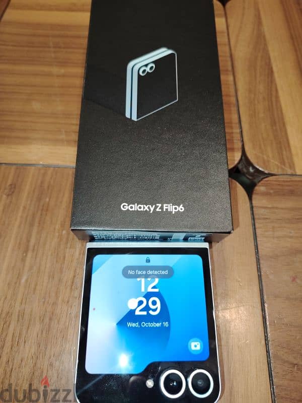 Samsung galaxy Z Flip6 512gb بضمان دولي 5