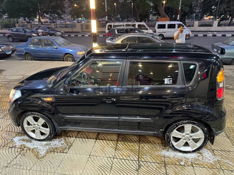 KIA SOUL TOP LINE 2011 KM 100,000 فابريكه صيانات 3