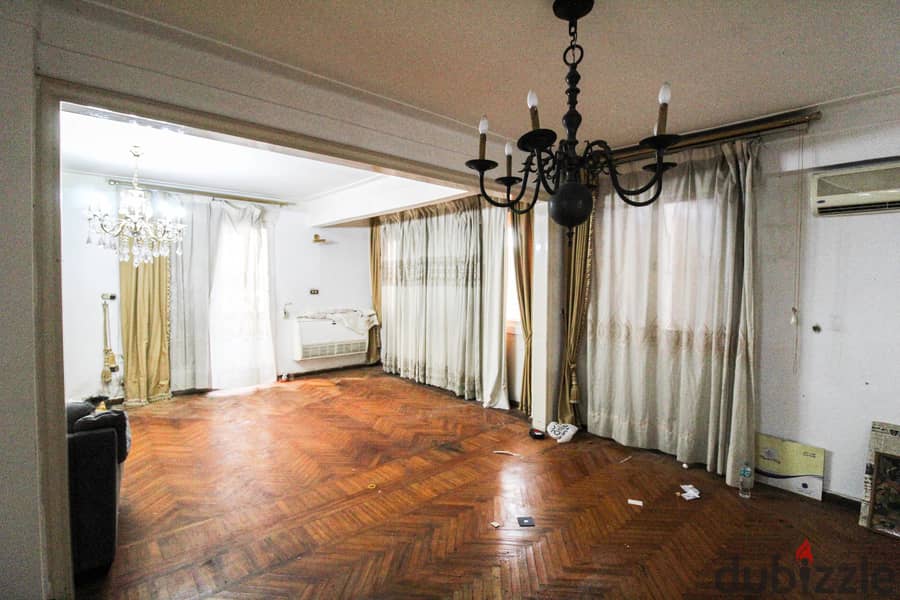 Licensed apartment 165 meters in Kafr Abdo (Fakhani El Nasr Street) _ 3,700,000 cash 3