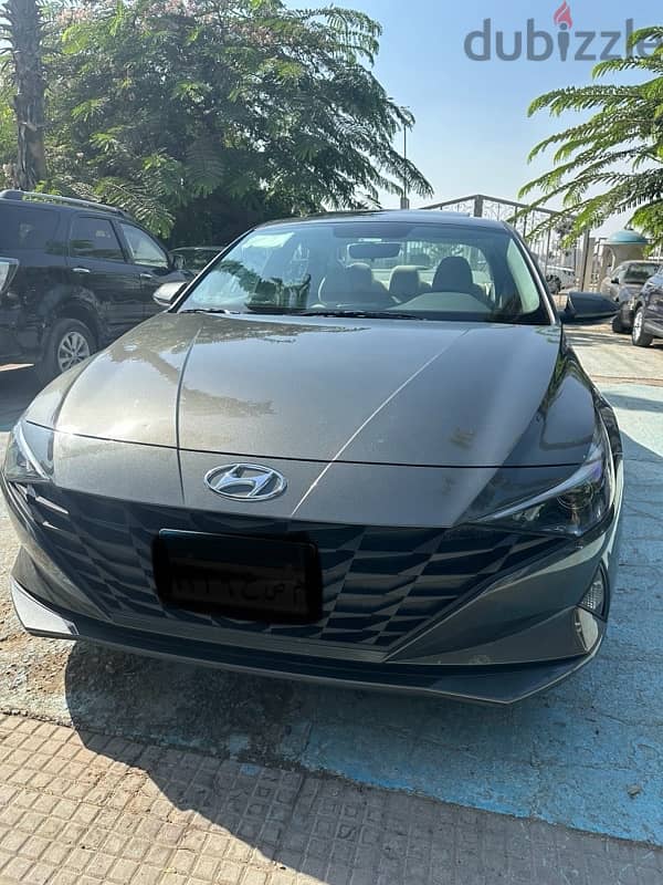 Hyundai Elantra 2022 1