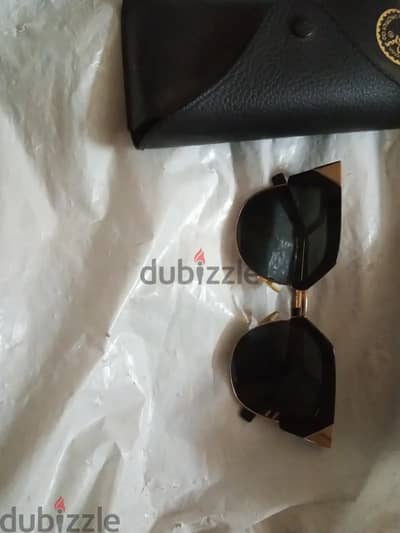 Sunglasses Fendi brand women's type