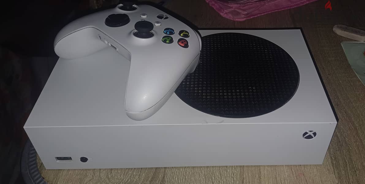 Xbox series s للبدل ب pc او للبيع 4