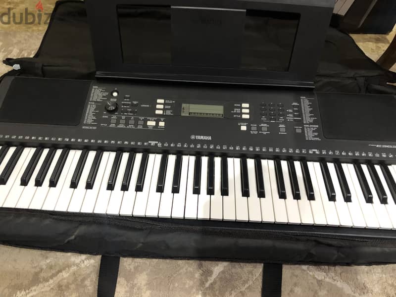 piano Yamaha E363 4