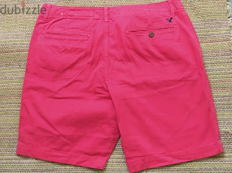 شورت احمر Chino من American Eagle مقاس 36 1