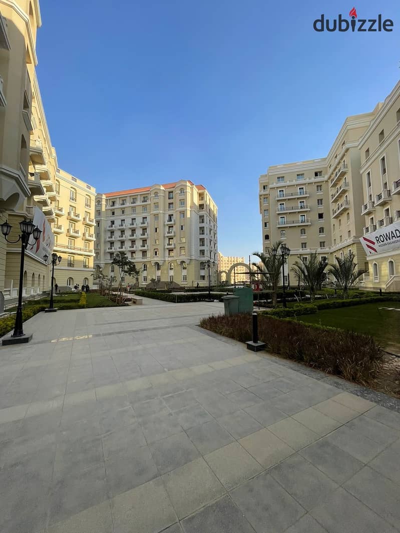 For sale, an apartment in New Garden City Compound from City Edge Company and the Housing and Development Bank, in installments over 12 years. 5