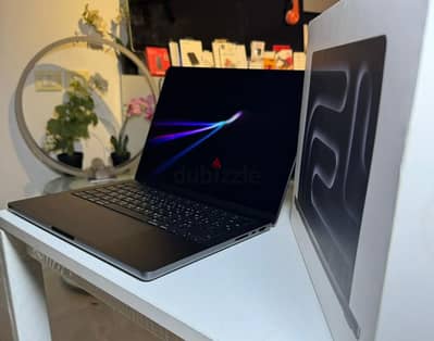 M3 Pro 14 Inch - 18 gb ram / 512 SSD