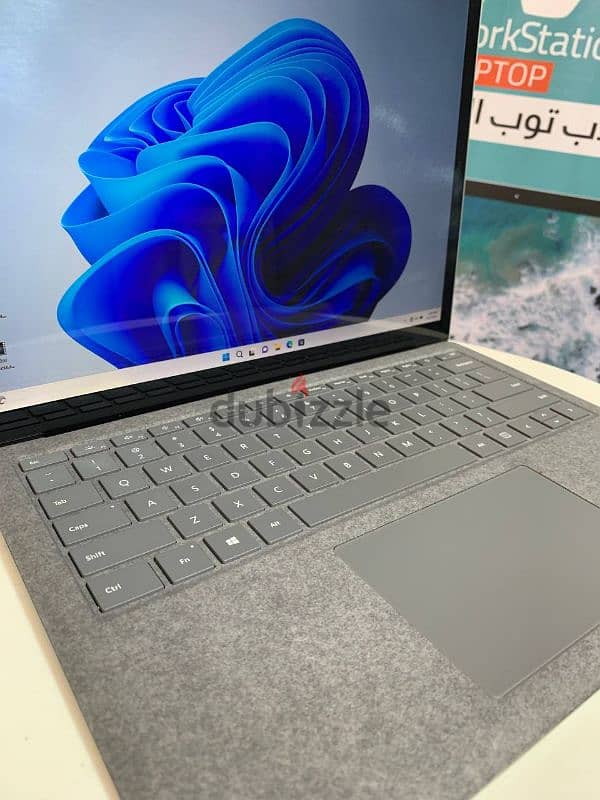 Microsoft Surface 3  core I7 جيل عاشر Ram 16 ssd 256 شبه جديد 7