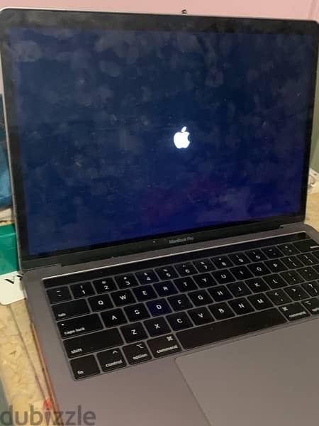 Macbook pro 2018 13inch silver camera not working 0