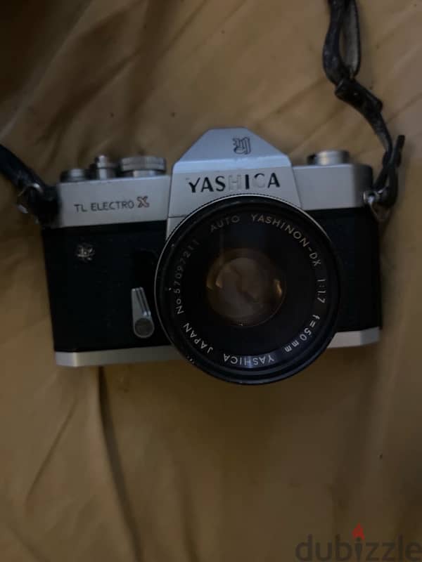 للبيع كاميرا Yashica 0