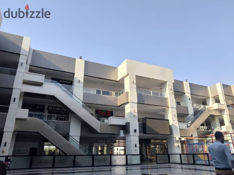 Shop for sale in Shorouk, ground floor, 36 meters, immediate receipt, in the strongest malls in Shorouk 4