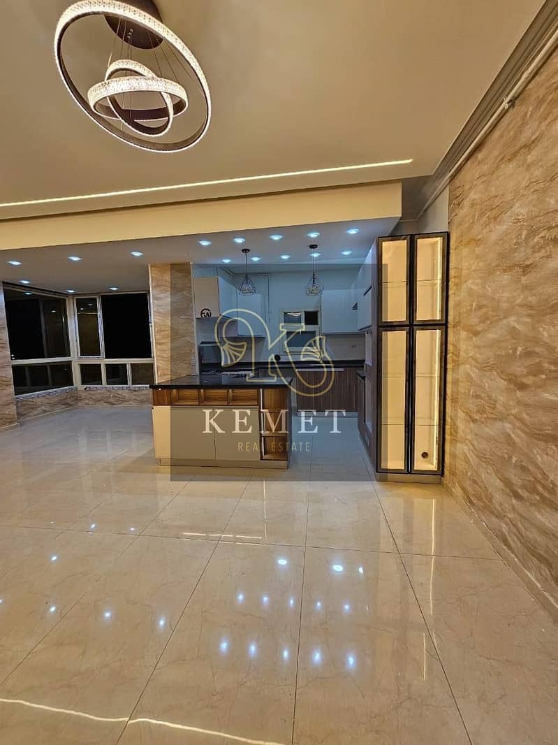 Apartment for sale, ready to move, area 185 square feet, fully finished, prime location in West Arabella and near West Golf in the Fifth Settlement. 1