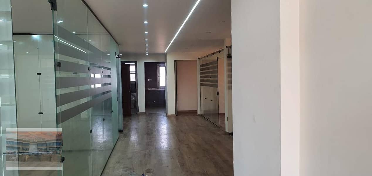 Office for rent 300m fully finished in almaza                MY-Z 87 2