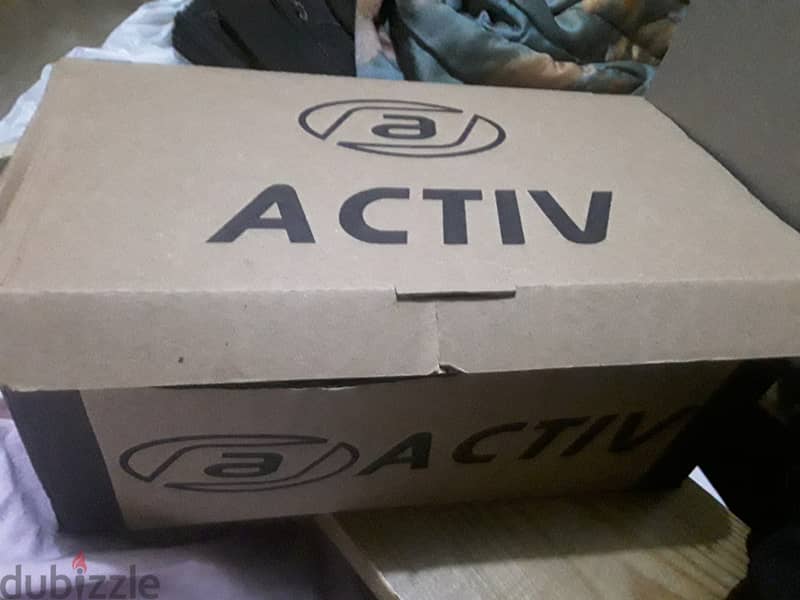 44كوتشي اسود Activ  (للبيع) 3