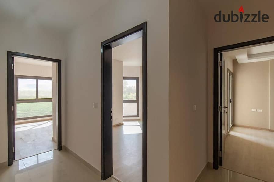 "Townhouse in a prime location on the same street as Hyper One in Sheikh Zayed. " 7