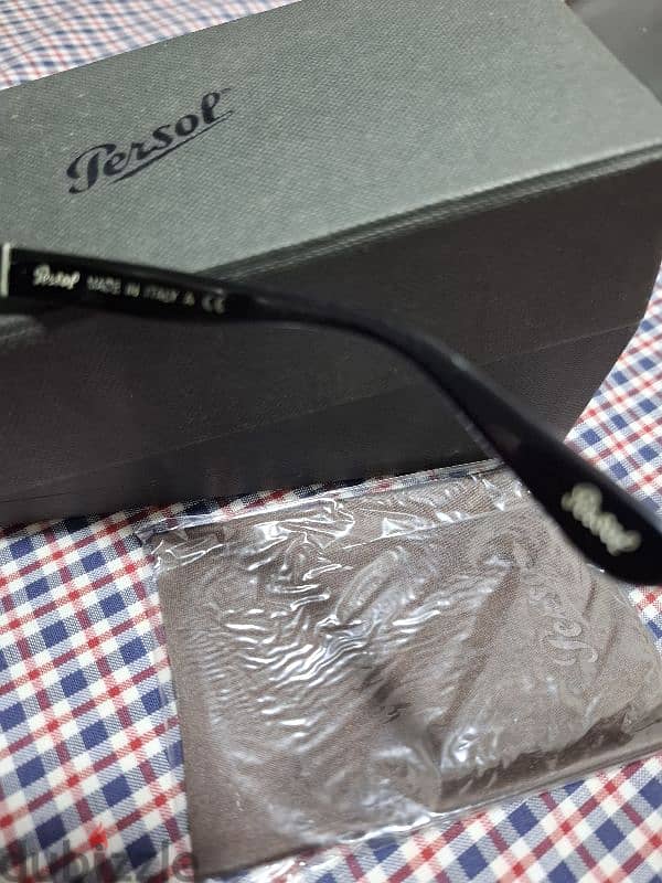 نظارة  persol 1