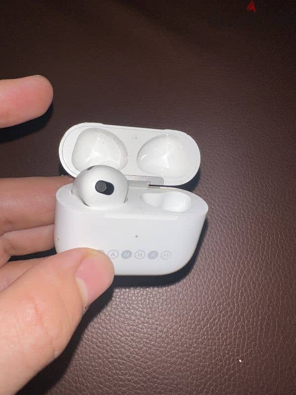 charging case airpods 3rd generation 1