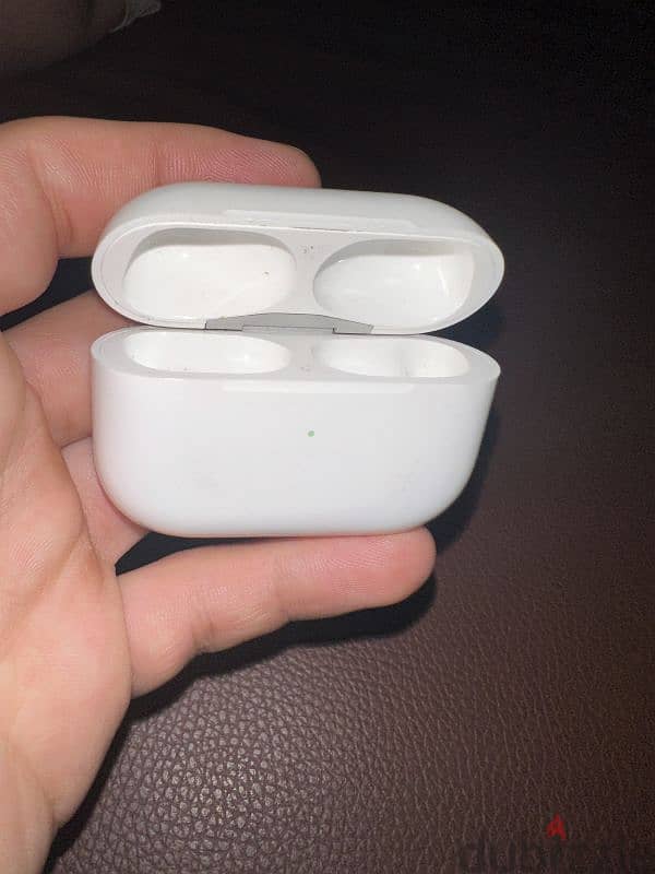 charging case airpods pro 2