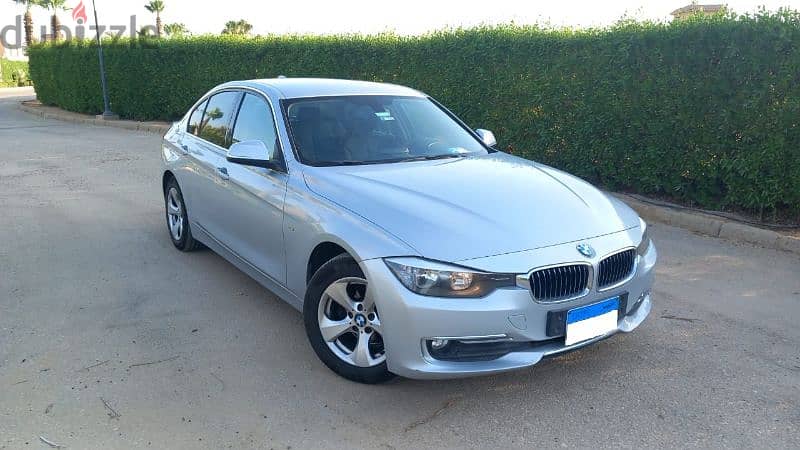 BMW 316i 2015 Luxury 2