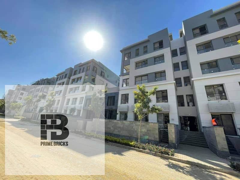 With a 5% down payment and installments over 10 years, 172 m apartment for sale in Trio Gardens Compound 2