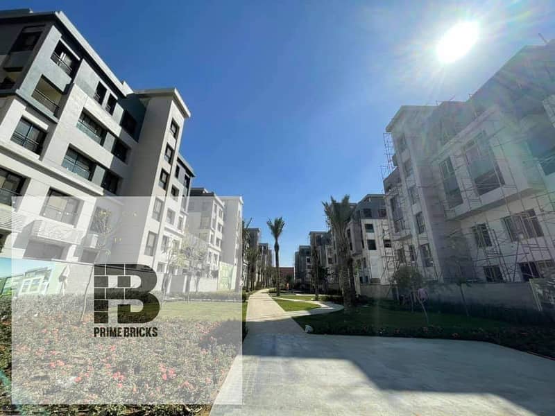 With a 5% down payment and installments over 10 years, 172 m apartment for sale in Trio Gardens Compound 3