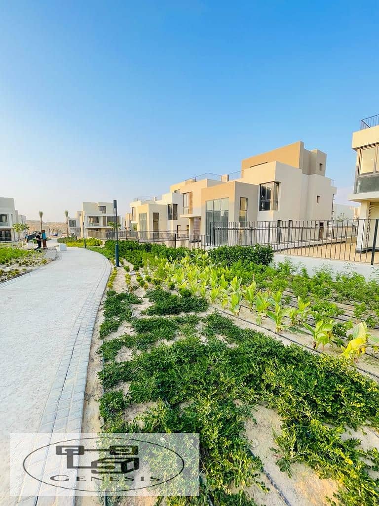 Own a townhouse in Sodic East Compound, located in the heart of El Shorouk City. 6