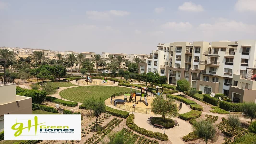 apartment with PANORAMIC VIEW for sale in uptown cairo with best price and view 6