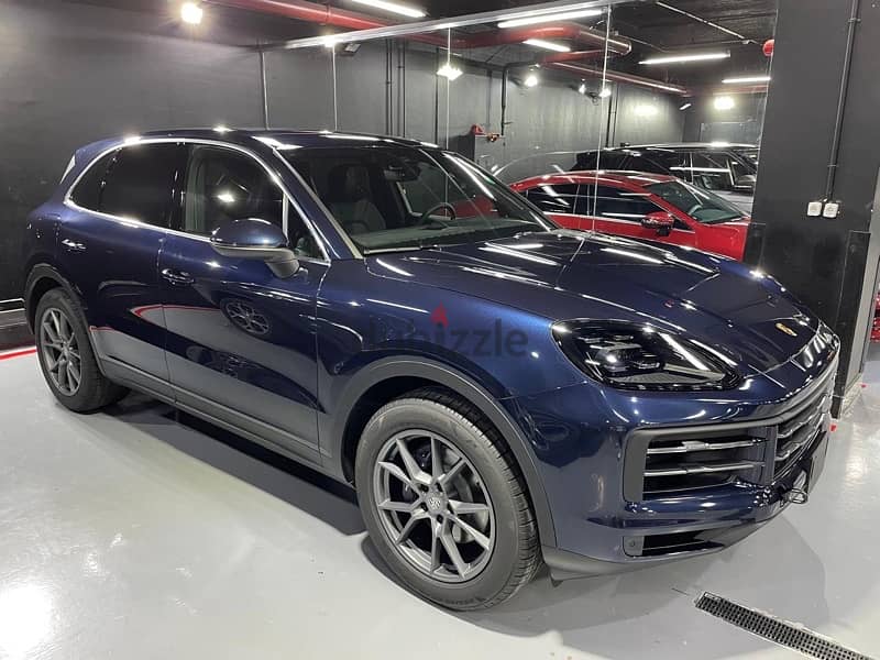 Porsche Cayenne 2024 1