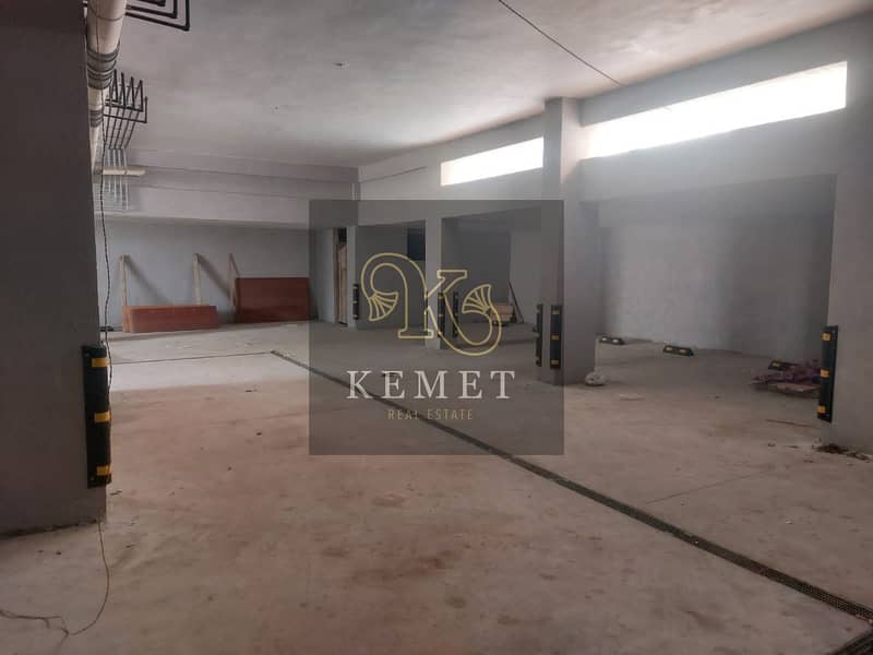 Apartment for sale, ready to move  Area 163, semi-finished  A prime location in New Narges, Fifth Settlement 2