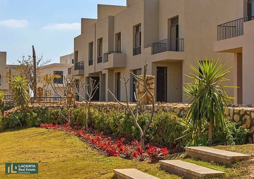 A very special 263 sqm villa for sale in O West Orascom in the most distinguished area in October, directly in front of the Mall of Egypt 0