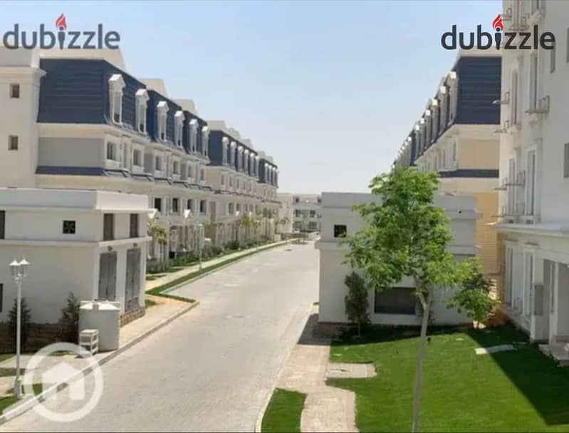 Townhouse in Mountain View 4, next to New Giza, fully finished, available for delivery 10