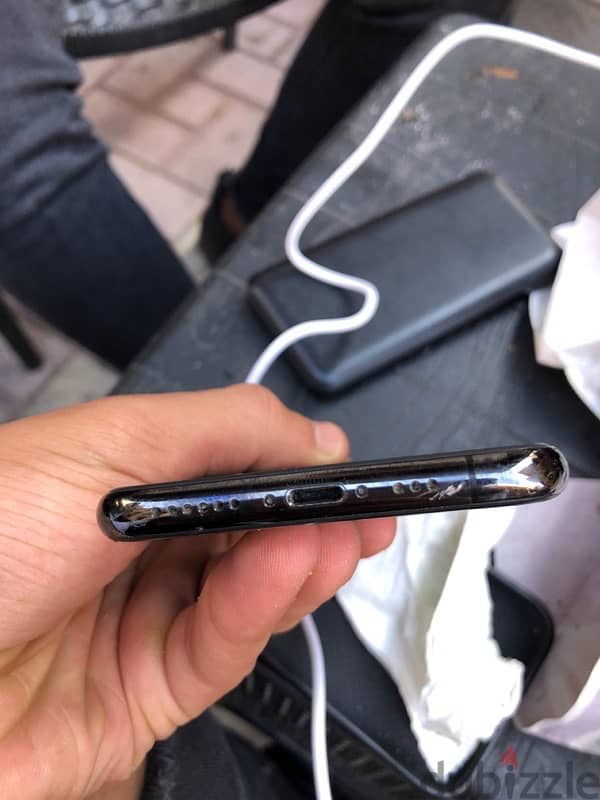 iphone 11 pro 0