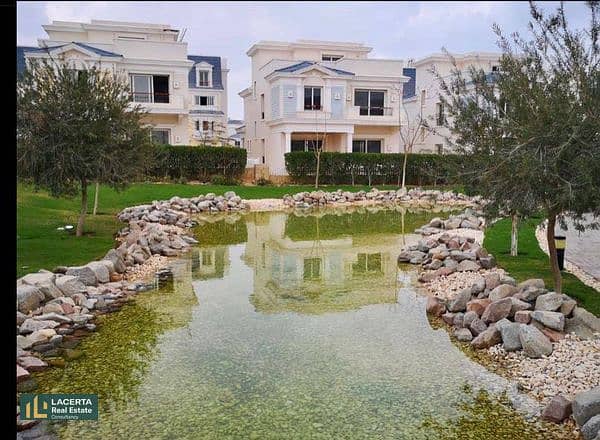 Villa with a large private garden for sale in the Eastern Expansions of October, in front of Chill Out Park, Mountain View Compound. 8