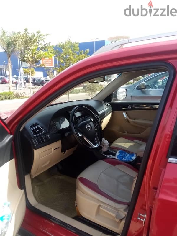 Brilliance V5 2015 in mint Condition بريليانس ٢٠١٥ بحالة ممتازة 1