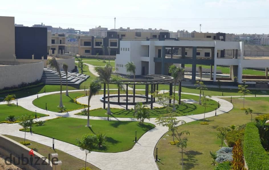 View and move in immediately to a 450 sqm villa with an installment plan in a prime location in Sheikh Zayed from JOYA. 4