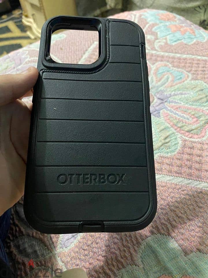 14 pro max cove otter box 2