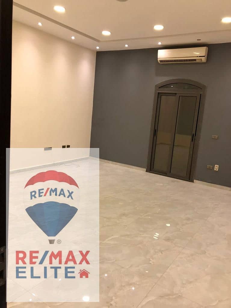 Apartment for sale ready to move fully finished Ultra Super Lux, in El Banafseg 5, New Cairo 250M 3