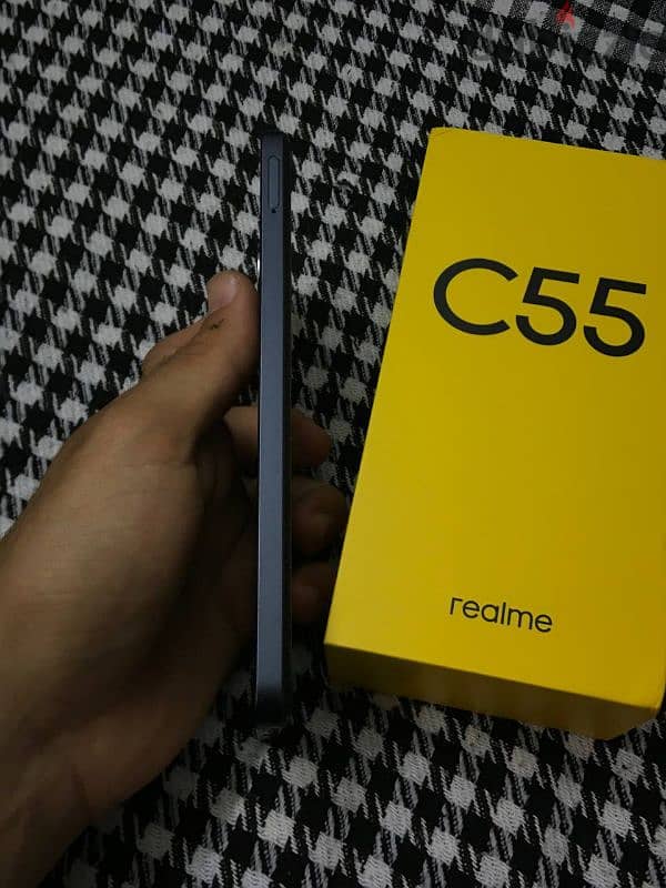 realme C55 3