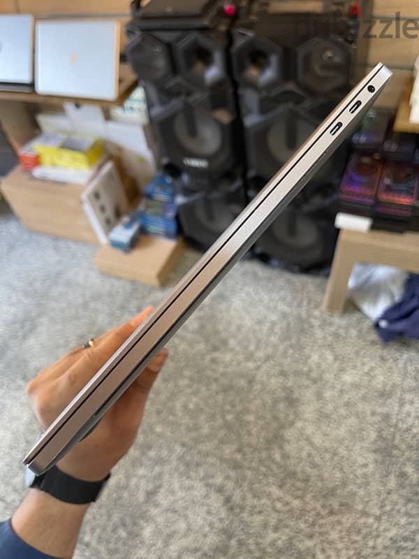 Macbook pro 15 inch 2018 6