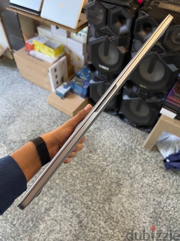 Macbook pro 15 inch 2018 7