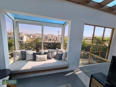 Villa 350 meters, prime location, with a view open to the most beautiful landscape - in Mountain View Compound, 6 October