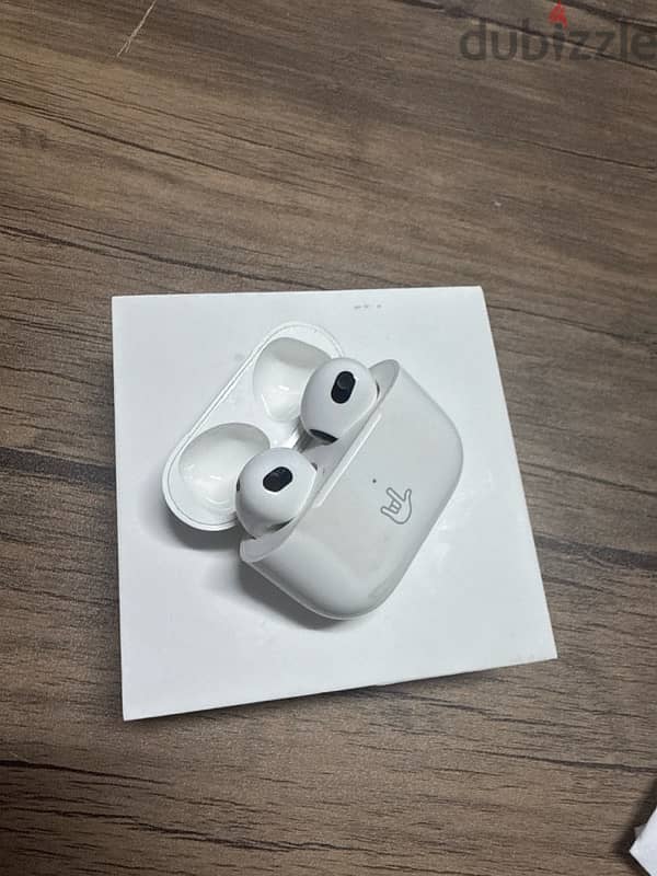 airpods (3r generation) 1