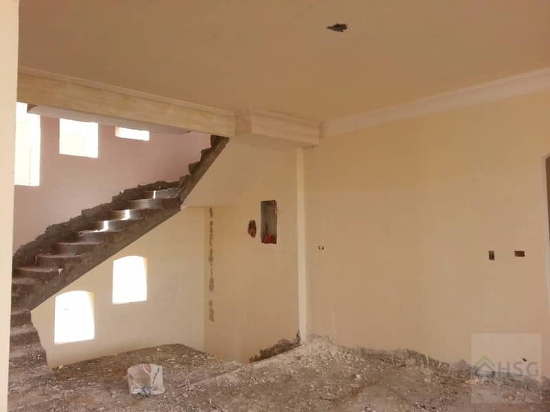 For sale, a detached villa, 705 m, fully finished, second phase, Beverly Hills, Sheikh Zayed 3