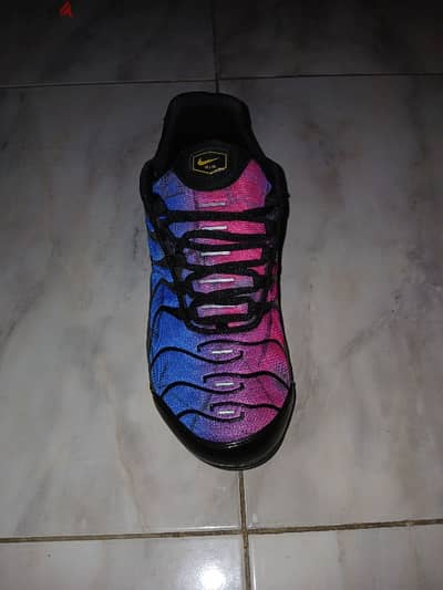 tn Barcelona size 43