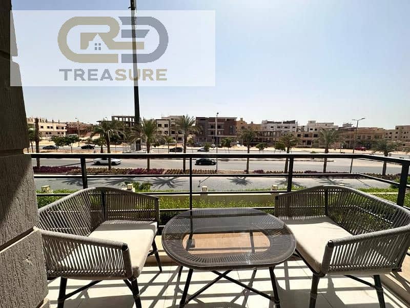 semi furnished Apartment for sale in Fifth Square 1