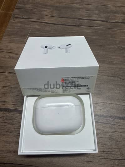 airpods with wireless charging case