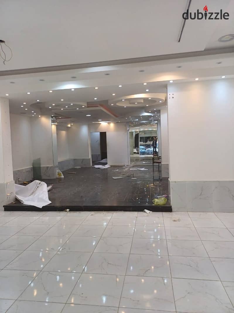 Shop for rent 160m finished and licensed in Hassanein Heikal Abbas Al Akkad 3