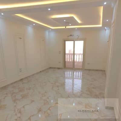 Apartment for rent in the 7th District of Sheikh Zayed.