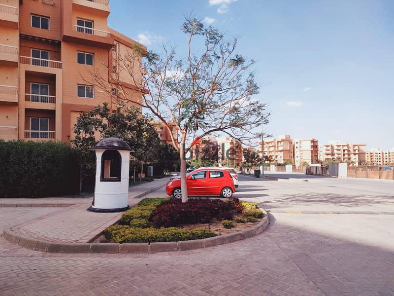 Apartment for sale in installments in October without commissions with a distinctive view of the landscape and trees in Ashgar City Compound 2