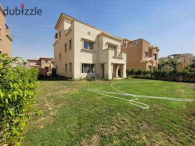 اقل سعر فيلا 4غرف نص مفروش ايجار في كمبوند ميفيدا اعمار villa rent Mivida