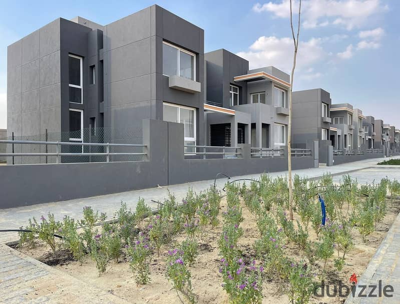 For sale: Immediate delivery of a penthouse (153m² + 85m² roof) fully finished in Kayan Compound, 6th of October City, available with installment plan 21